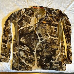 MEN'S WICK QUARTER ZIP Color: Fusion 
ULTRALIGHT 150 AEROWOOL NEW, NO TAGS